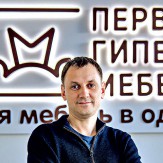 Основатель «Первого гипермаркета мебели» Артём Максимов приглашает коллег на маркетплейс.