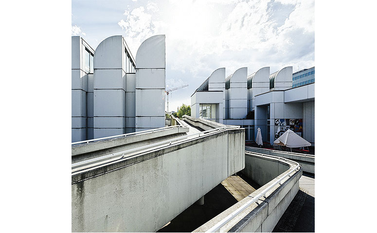 Открытие Музея Bauhaus  8 сентября 2019  Дессау, Мис-ван-дер-Роэ-Плац